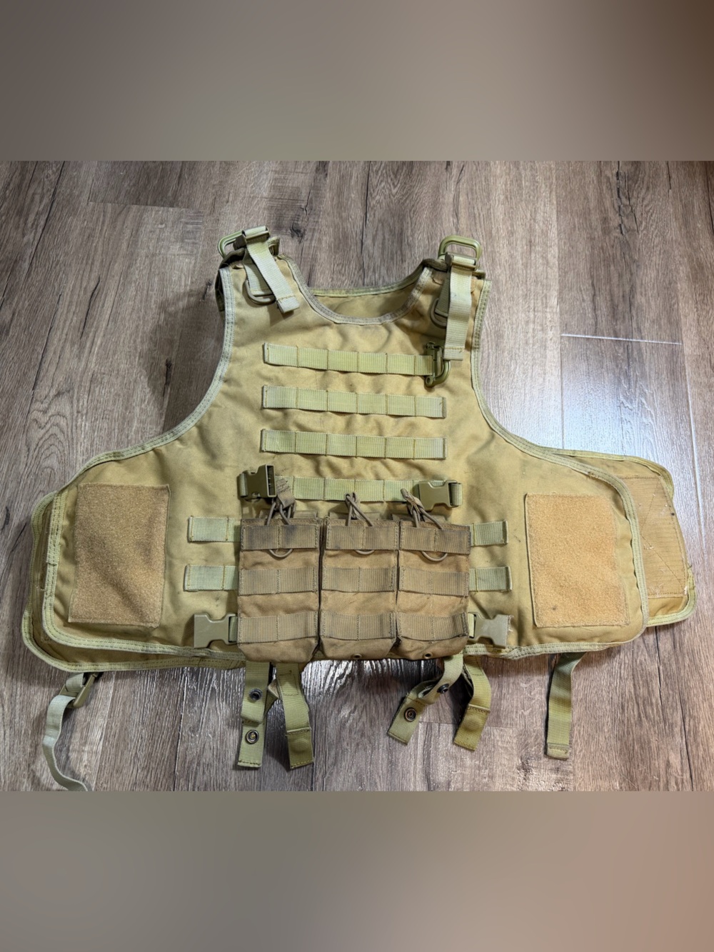 Load-bearing vest (size M/XL, chest circumference 35-45 inches)